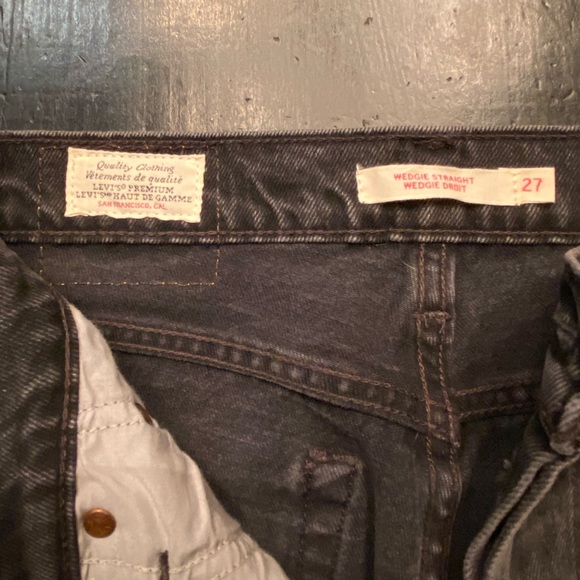 Black Levi Jeans - Wedgie  Strait- Size 27 - Picture 5 of 8